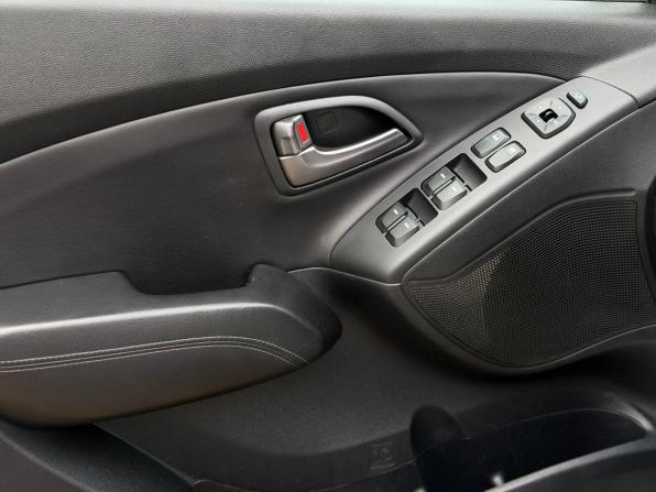 Hyundai ix35 I Рестайлинг с пробегом 2014 года, цена 2 000 000 рублей, 194100 км, внедорожник, Автокод Объявления