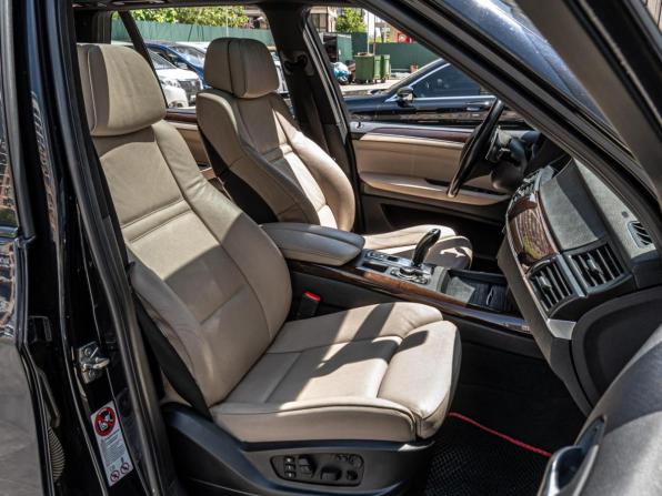BMW X5 II (E70) Рестайлинг с пробегом 2012 года, цена 1 980 000 рублей, 291488 км, внедорожник, Автокод Объявления