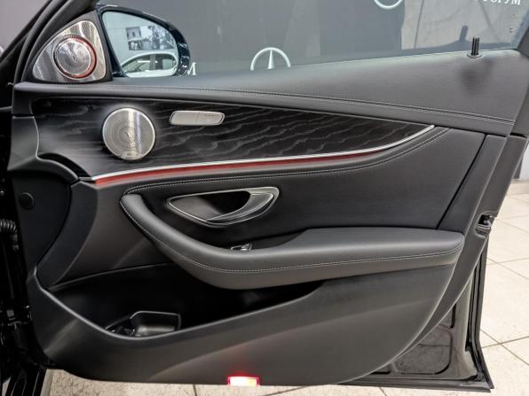 Mercedes-Benz E-Класс V (W213 S213 C238) с пробегом 2020 года, цена 4 255 000 рублей, 60758 км, седан, Автокод Объявления