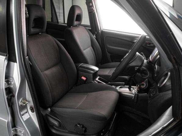 Toyota RAV4 II (XA20) Рестайлинг с пробегом 2003 года, цена 739 000 рублей, 224058 км, внедорожник, Автокод Объявления