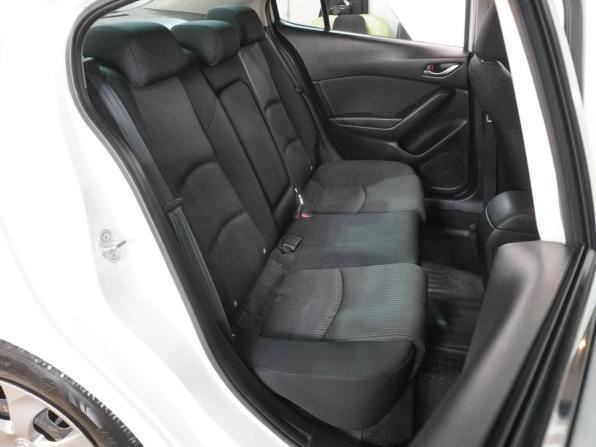 Mazda 3 III (BM) с пробегом 2014 года, цена 1 219 000 рублей, 101666 км, хэтчбек, Автокод Объявления