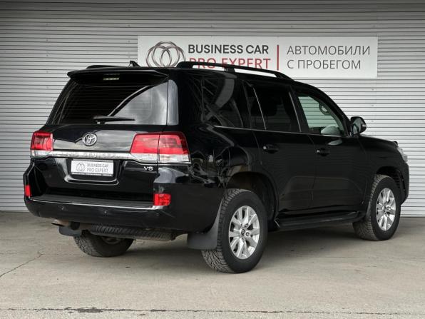 Toyota Land Cruiser 200 Series Рестайлинг 2 с пробегом 2017 года, цена 6 195 000 рублей, 165124 км, внедорожник, Автокод Объявления