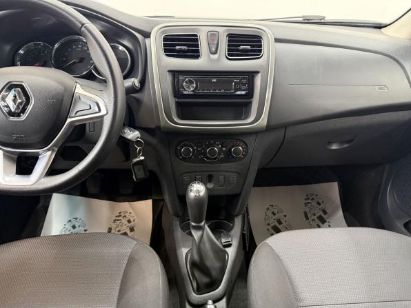 Renault Logan II Рестайлинг с пробегом 2018 года, цена 850 000 рублей, 169890 км, седан, Автокод Объявления