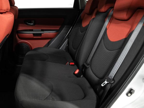 Kia Soul I Рестайлинг с пробегом 2012 года, цена 829 700 рублей, 138323 км, хэтчбек, Автокод Объявления