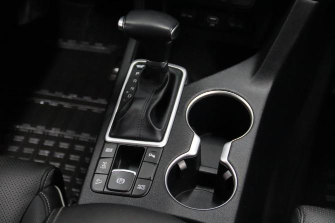 Kia Sportage IV Рестайлинг с пробегом 2020 года, цена 2 550 550 рублей, 74655 км, внедорожник, Автокод Объявления