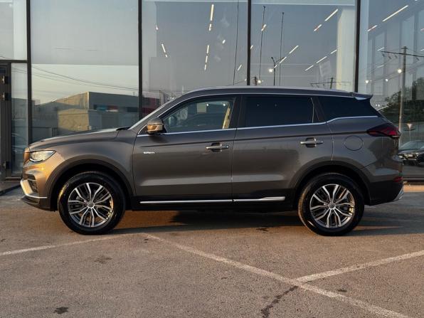 Geely Atlas Pro с пробегом 2023 года, цена 1 899 000 рублей, 58000 км, внедорожник, Автокод Объявления