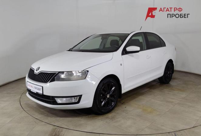 Skoda Rapid I с пробегом 2017 года, цена 910 000 рублей, 233001 км, лифтбек, Автокод Объявления
