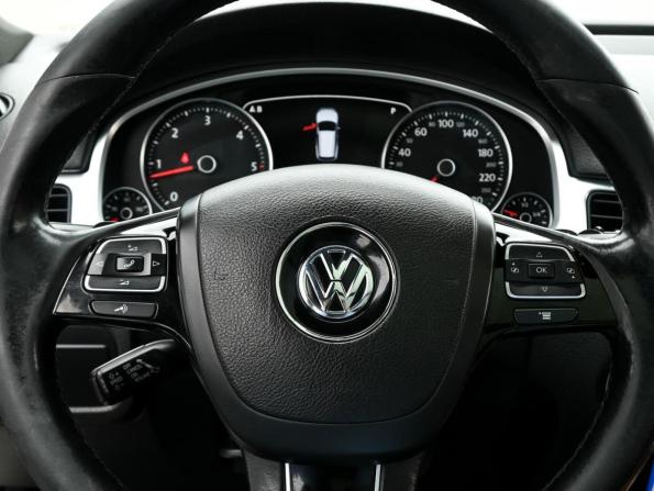 Volkswagen Touareg II с пробегом 2011 года, цена 2 199 000 рублей, 395052 км, внедорожник, Автокод Объявления