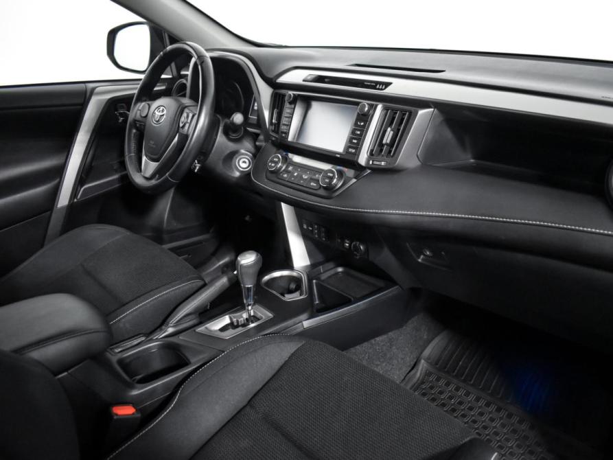Toyota RAV4 IV (XA40) Рестайлинг Санкт-Петербург  - изображение 13