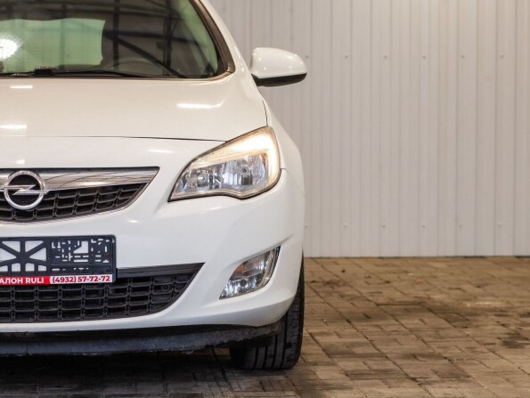 Opel Astra J Рестайлинг с пробегом 2012 года, цена 640 000 рублей, 104293 км, хэтчбек, Автокод Объявления