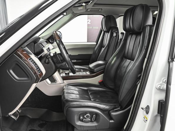 Land Rover Range Rover IV с пробегом 2015 года, цена 4 935 000 рублей, 136526 км, внедорожник, Автокод Объявления