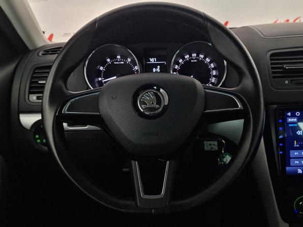 Skoda Yeti I Рестайлинг с пробегом 2014 года, цена 1 199 000 рублей, 96294 км, внедорожник, Автокод Объявления