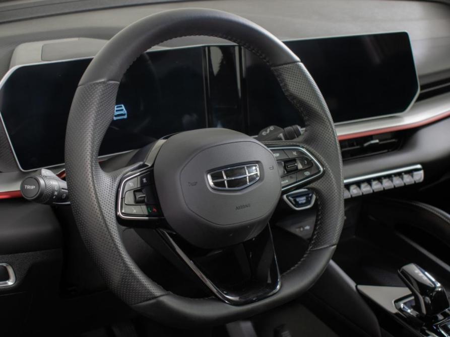 Geely Coolray I Рестайлинг Москва  - изображение 16