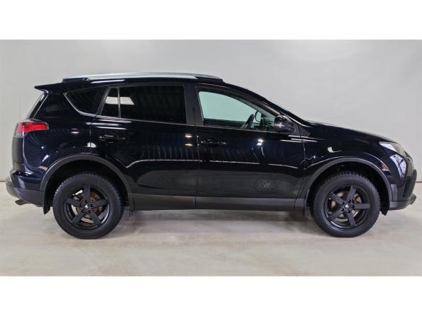 Toyota RAV4 IV (XA40) Рестайлинг с пробегом 2017 года, цена 2 320 000 рублей, 147777 км, внедорожник, Автокод Объявления