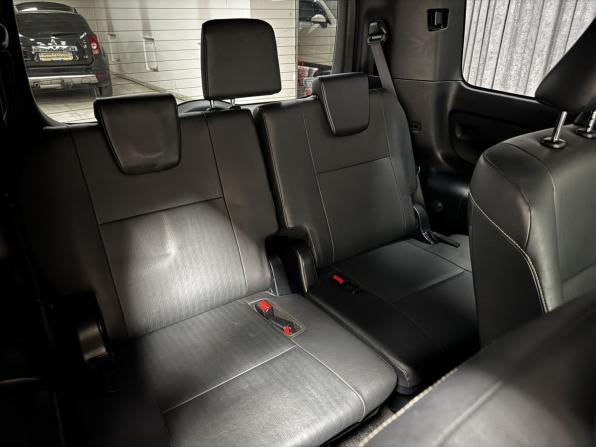 Toyota Esquire I с пробегом 2016 года, цена 1 750 000 рублей, 251872 км, минивэн, Автокод Объявления