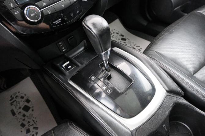 Nissan Qashqai II с пробегом 2014 года, цена 1 299 000 рублей, 211000 км, внедорожник, Автокод Объявления