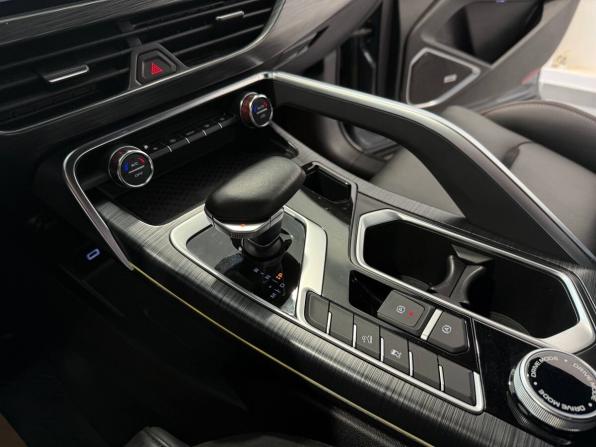 Geely Tugella I Рестайлинг с пробегом 2024 года, цена 3 079 000 рублей, 21948 км, внедорожник, Автокод Объявления