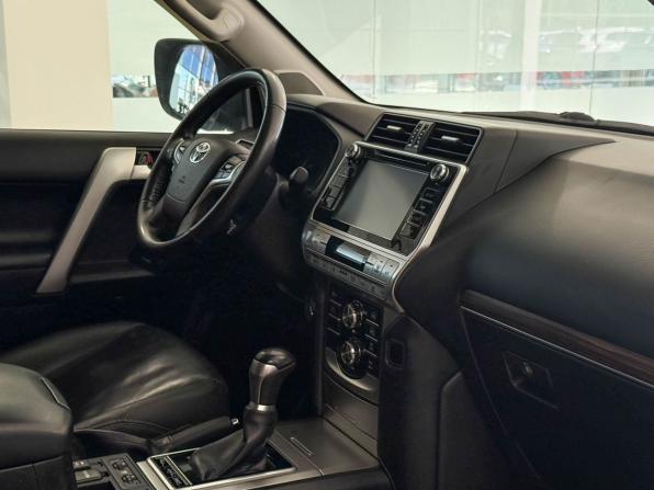 Toyota Land Cruiser Prado 150 Series Рестайлинг 2 с пробегом 2020 года, цена 5 775 000 рублей, 114823 км, внедорожник, Автокод Объявления