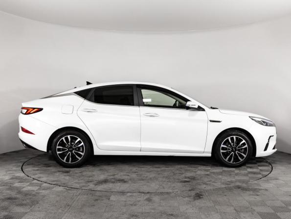 JAC J7 I с пробегом 2023 года, цена 899 000 рублей, 246381 км, лифтбек, Автокод Объявления