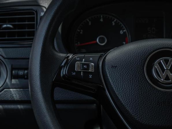 Volkswagen Polo V Рестайлинг с пробегом 2020 года, цена 1 388 600 рублей, 101584 км, седан, Автокод Объявления