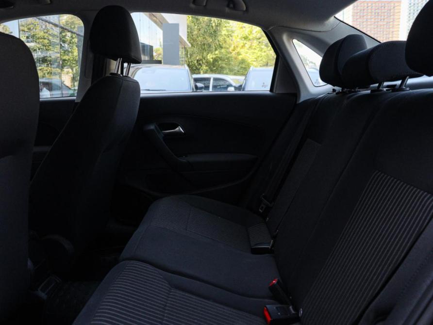 Volkswagen Polo V Москва  - изображение 8