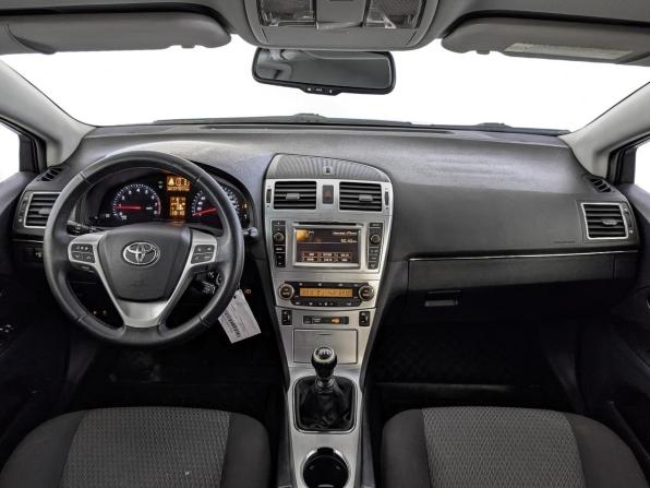 Toyota Avensis III Рестайлинг с пробегом 2012 года, цена 950 000 рублей, 317636 км, седан, Автокод Объявления