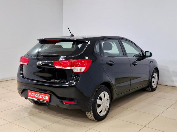 Kia Rio III Рестайлинг с пробегом 2017 года, цена 1 245 000 рублей, 74103 км, хэтчбек, Автокод Объявления