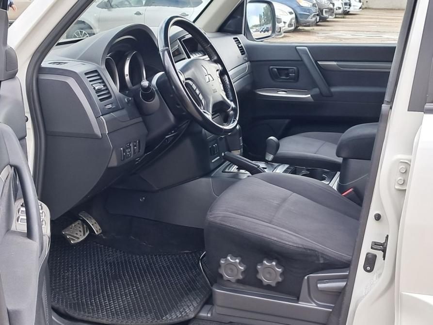 Mitsubishi Pajero IV Рестайлинг 2 Набережные Челны  - изображение 20
