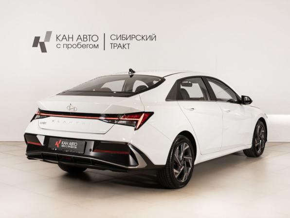 Hyundai Elantra VII (CN7) Рестайлинг с пробегом 2024 года, цена 2 318 200 рублей, 10582 км, седан, Автокод Объявления