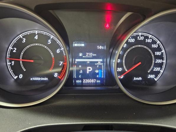 Mitsubishi Outlander II Рестайлинг с пробегом 2010 года, цена 957 000 рублей, 226085 км, внедорожник, Автокод Объявления