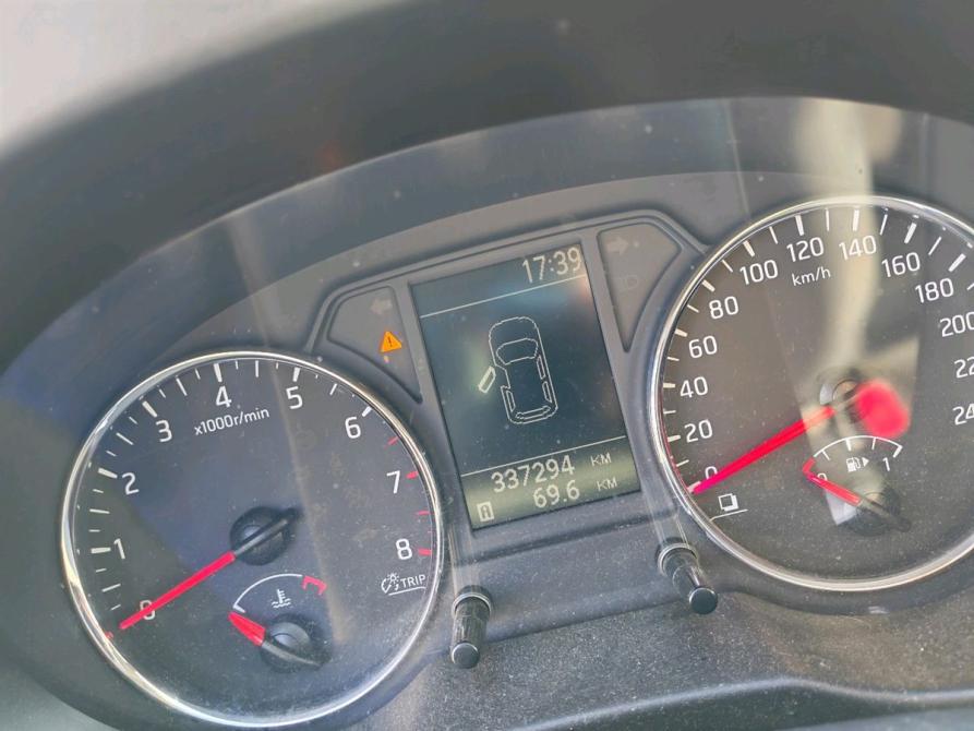 Nissan X-Trail II Рестайлинг Санкт-Петербург  - изображение 6