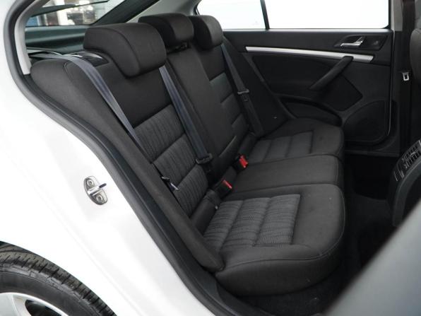 Skoda Octavia II (A5) Рестайлинг с пробегом 2012 года, цена 907 050 рублей, 211706 км, лифтбек, Автокод Объявления