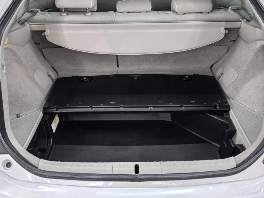 Toyota Prius III Рестайлинг (XW30) Барнаул  - изображение 45