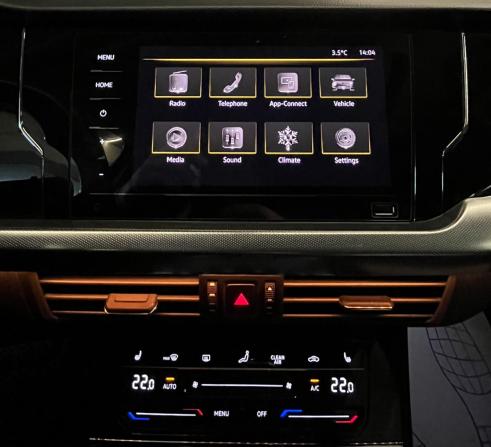 Volkswagen Passat B8 Рестайлинг с пробегом 2021 года, цена 2 670 000 рублей, 45000 км, седан, Автокод Объявления