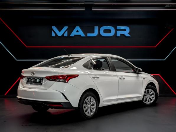 Hyundai Solaris II Рестайлинг с пробегом 2022 года, цена 1 685 000 рублей, 63429 км, седан, Автокод Объявления