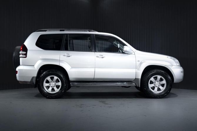 Toyota Land Cruiser Prado 120 Series с пробегом 2003 года, цена 2 599 000 рублей, 117147 км, внедорожник, Автокод Объявления