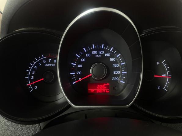 Kia Rio III Рестайлинг с пробегом 2015 года, цена 580 000 рублей, 349171 км, седан, Автокод Объявления