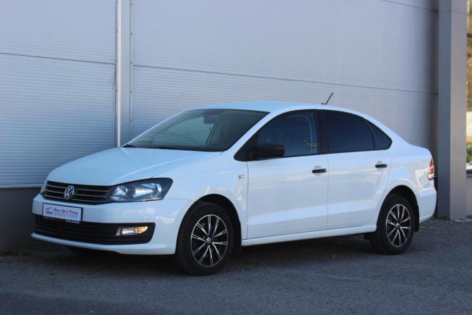 Volkswagen Polo V Рестайлинг с пробегом 2019 года, цена 1 197 000 рублей, 123076 км, седан, Автокод Объявления