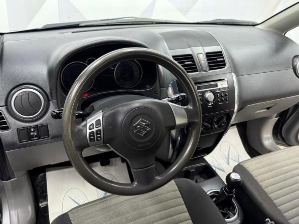 Suzuki SX4 I (Classic) Рестайлинг с пробегом 2013 года, цена 860 000 рублей, 119462 км, хэтчбек, Автокод Объявления