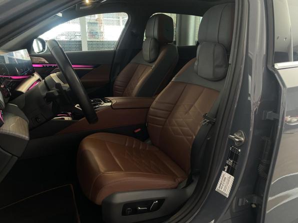 BMW 5 серии VIII (G60/G61/G68) с пробегом 2024 года, цена 6 500 000 рублей, 23060 км, седан, Автокод Объявления