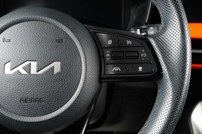 Kia Sportage V Рестайлинг с пробегом 2021 года, цена 2 819 000 рублей, 32912 км, внедорожник, Автокод Объявления