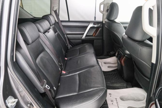 Toyota Land Cruiser Prado 150 Series Рестайлинг 1 с пробегом 2013 года, цена 3 799 000 рублей, 231000 км, внедорожник, Автокод Объявления