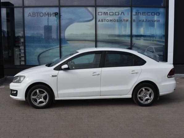 Volkswagen Polo V Рестайлинг с пробегом 2018 года, цена 850 000 рублей, 114621 км, седан, Автокод Объявления