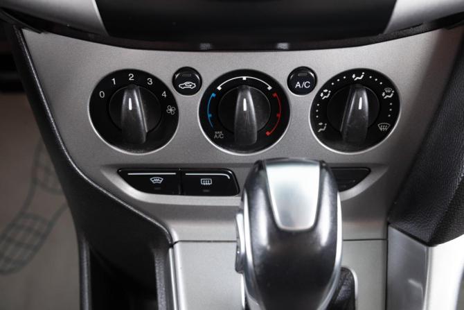 Ford Focus III с пробегом 2013 года, цена 759 000 рублей, 192982 км, универсал, Автокод Объявления