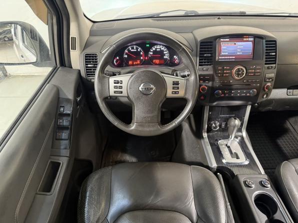 Nissan Pathfinder III Рестайлинг с пробегом 2010 года, цена 1 499 800 рублей, 227000 км, внедорожник, Автокод Объявления