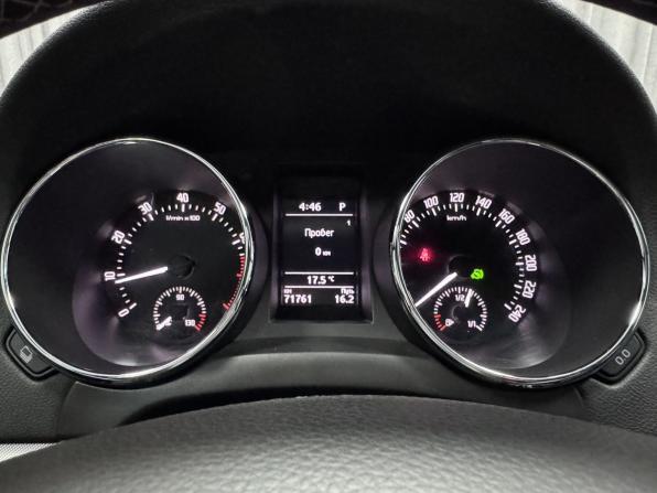 Skoda Yeti I Рестайлинг с пробегом 2015 года, цена 1 470 000 рублей, 71761 км, внедорожник, Автокод Объявления