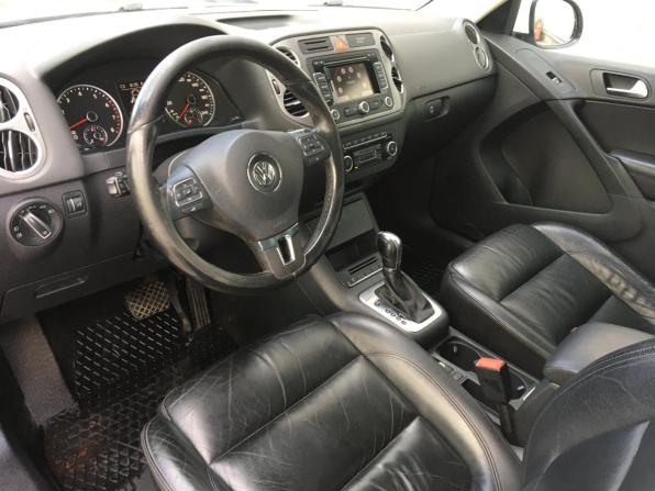 Volkswagen Tiguan I с пробегом 2011 года, цена 689 000 рублей, 291552 км, внедорожник, Автокод Объявления