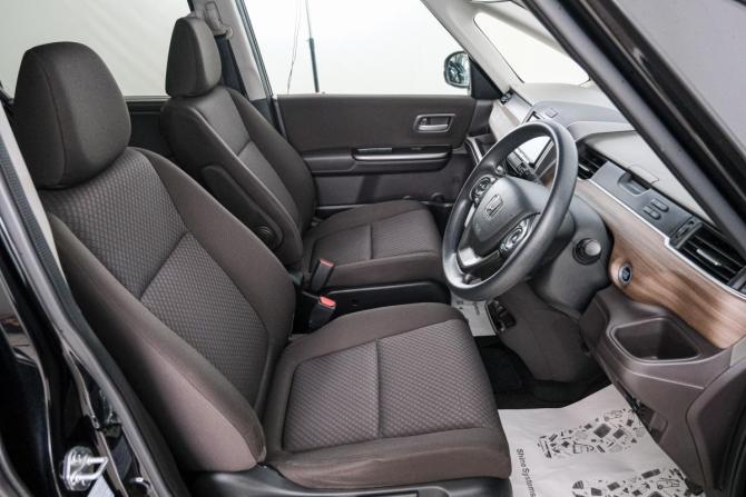 Honda Freed II Рестайлинг с пробегом 2020 года, цена 1 459 000 рублей, 127000 км, компактвэн, Автокод Объявления