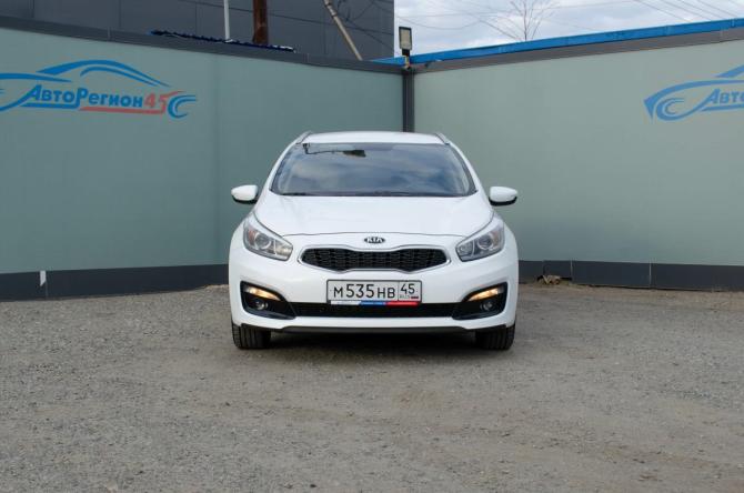Kia Ceed II Рестайлинг с пробегом 2017 года, цена 1 200 000 рублей, 186000 км, универсал, Автокод Объявления