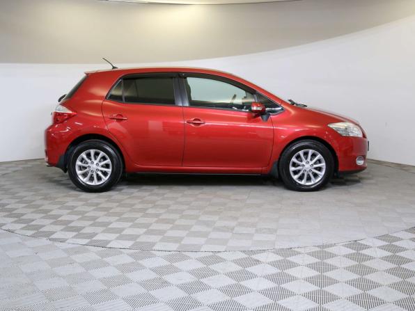 Toyota Auris I Рестайлинг с пробегом 2012 года, цена 1 250 000 рублей, 50915 км, хэтчбек, Автокод Объявления